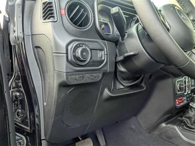 new 2025 Jeep Wrangler car, priced at $67,165