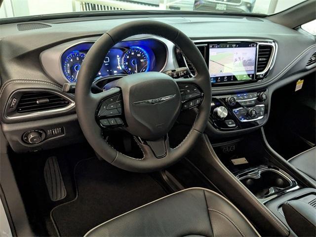new 2025 Chrysler Pacifica car, priced at $49,411