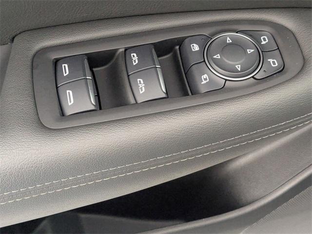 used 2025 Cadillac XT6 car, priced at $46,177