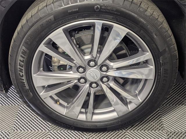 used 2025 Cadillac XT6 car, priced at $46,177