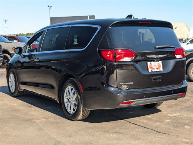 new 2025 Chrysler Voyager car, priced at $39,601