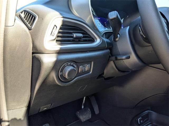 new 2025 Chrysler Voyager car, priced at $39,601