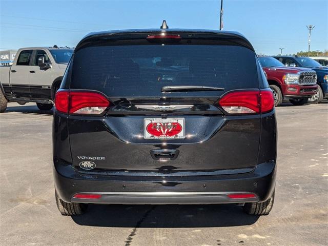 new 2025 Chrysler Voyager car, priced at $39,601