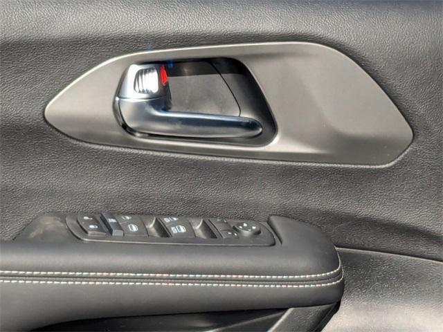 new 2025 Chrysler Voyager car, priced at $39,601