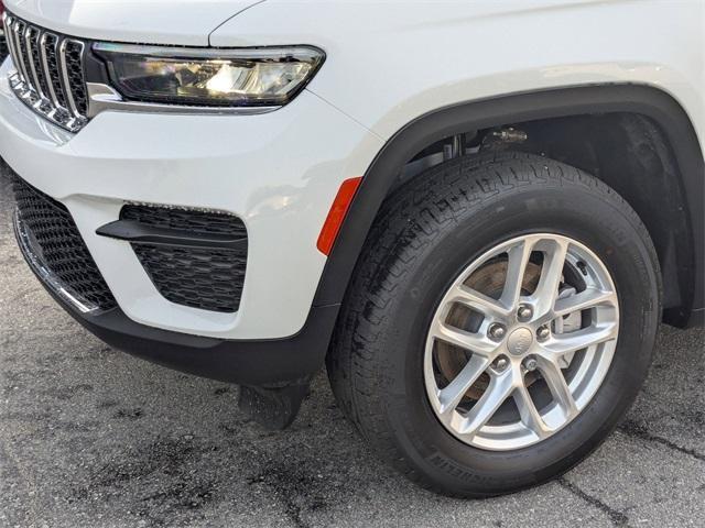 new 2025 Jeep Grand Cherokee car, priced at $39,916