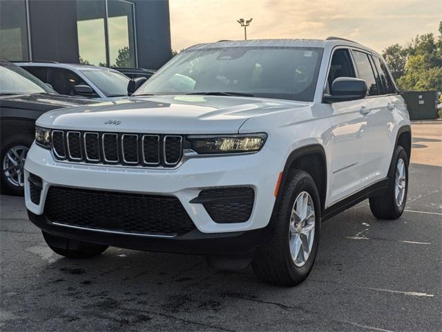 new 2025 Jeep Grand Cherokee car, priced at $39,916