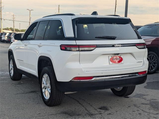 new 2025 Jeep Grand Cherokee car, priced at $39,916