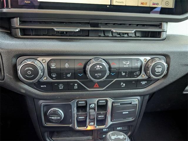 new 2025 Jeep Wrangler car, priced at $46,907