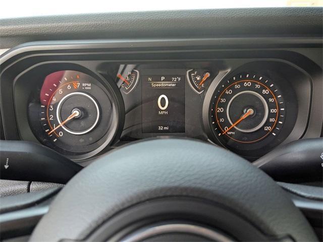 new 2025 Jeep Gladiator car, priced at $42,610