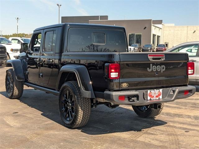 new 2025 Jeep Gladiator car, priced at $42,610
