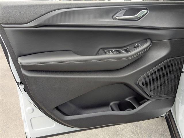 new 2025 Jeep Grand Cherokee L car, priced at $37,383