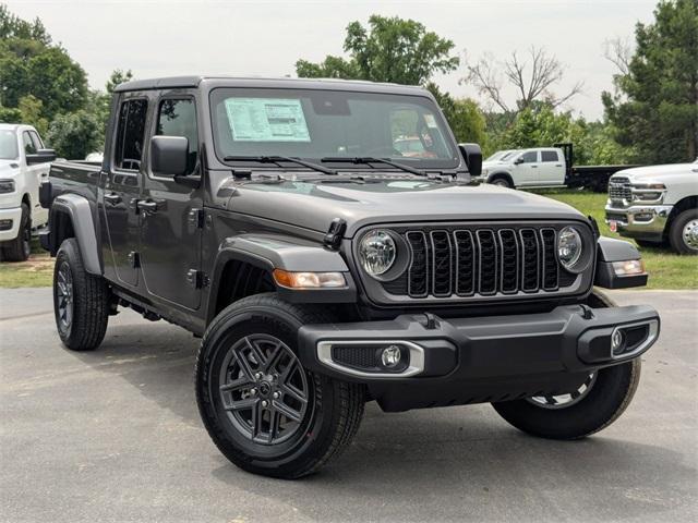 new 2025 Jeep Gladiator car, priced at $47,453