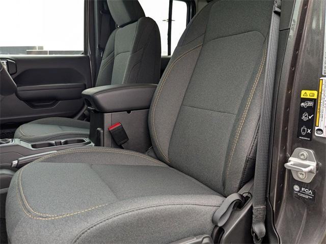 new 2025 Jeep Gladiator car, priced at $47,453