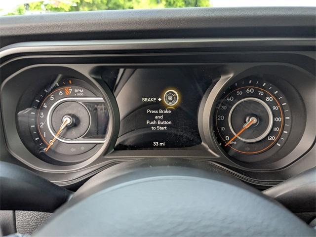 new 2025 Jeep Gladiator car, priced at $52,048