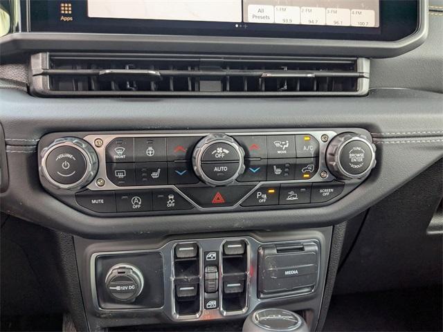 new 2025 Jeep Gladiator car, priced at $52,048