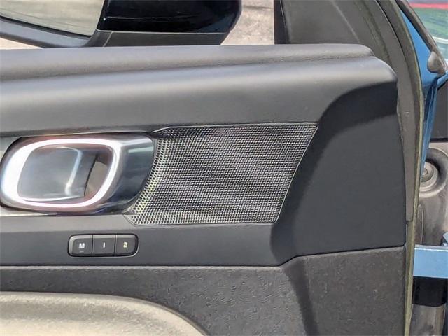 used 2023 Volvo XC40 car, priced at $24,798