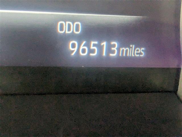 used 2022 Toyota Highlander car, priced at $31,490