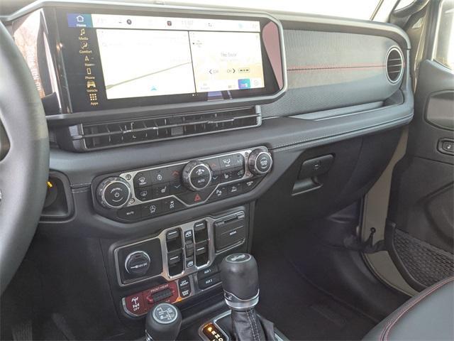 new 2025 Jeep Wrangler car, priced at $61,168
