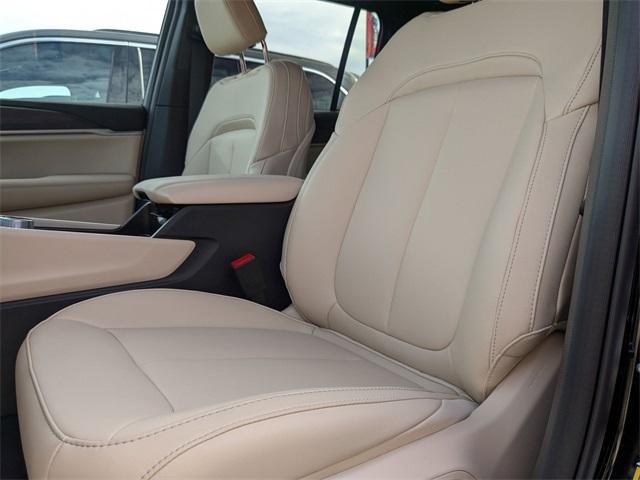 new 2025 Jeep Grand Cherokee car, priced at $48,510