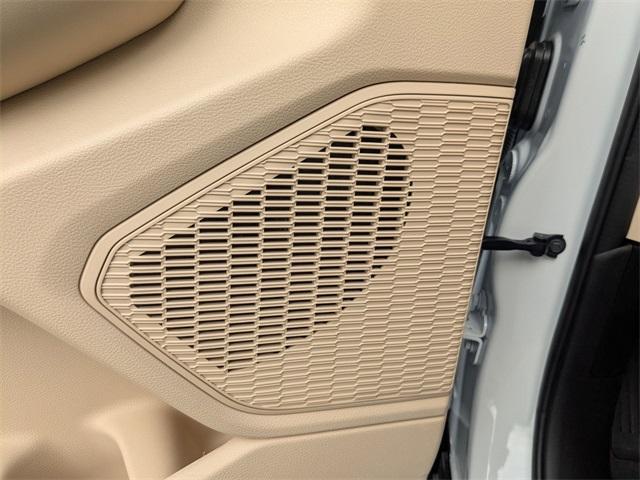 new 2025 Jeep Grand Cherokee car, priced at $47,915
