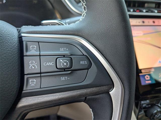 new 2025 Jeep Grand Cherokee car, priced at $37,541