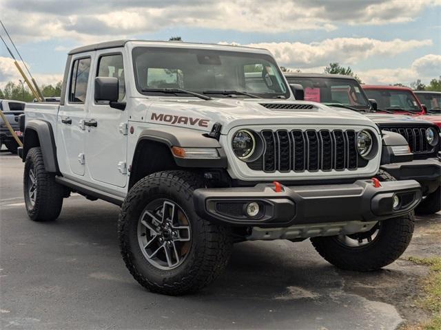 new 2025 Jeep Gladiator car, priced at $50,343