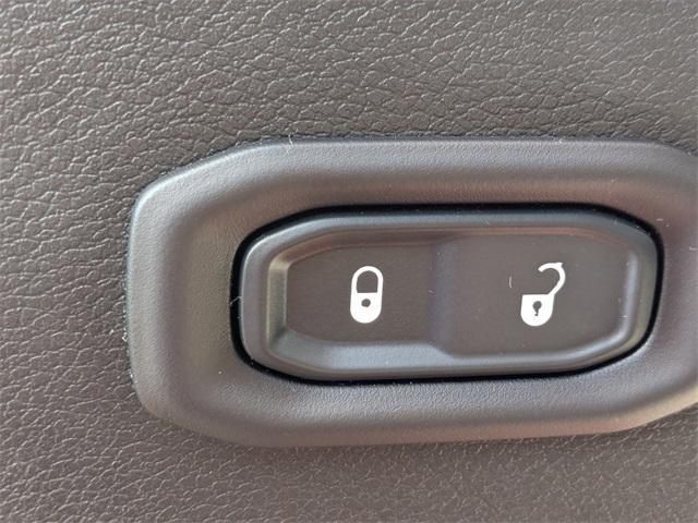 used 2018 Jeep Wrangler Unlimited car, priced at $34,296