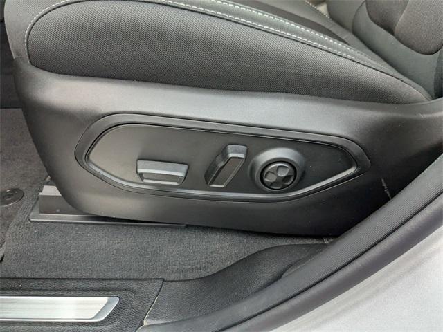 new 2025 Jeep Grand Cherokee car, priced at $40,702
