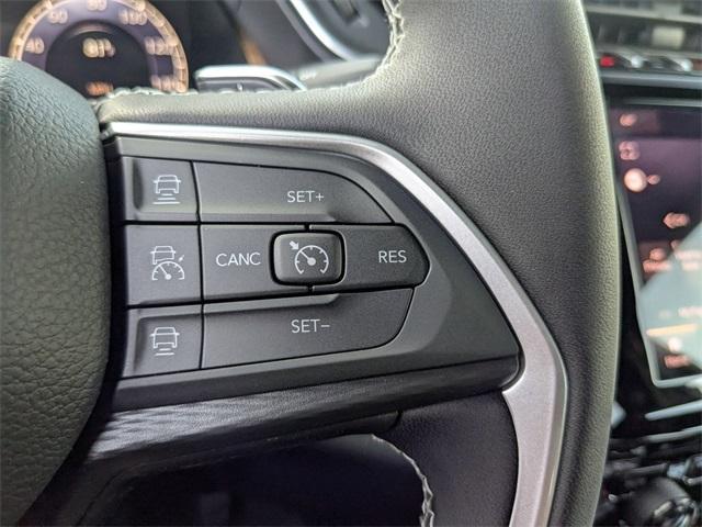 new 2025 Jeep Grand Cherokee car, priced at $40,702