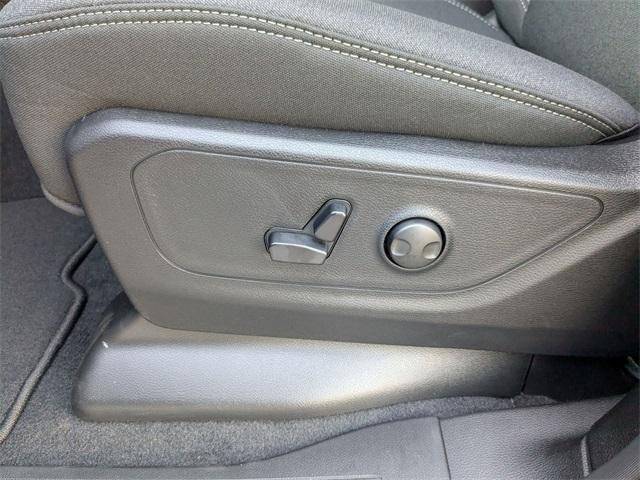 new 2025 Ram 1500 car, priced at $51,613