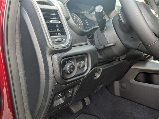 new 2025 Ram 1500 car, priced at $51,613