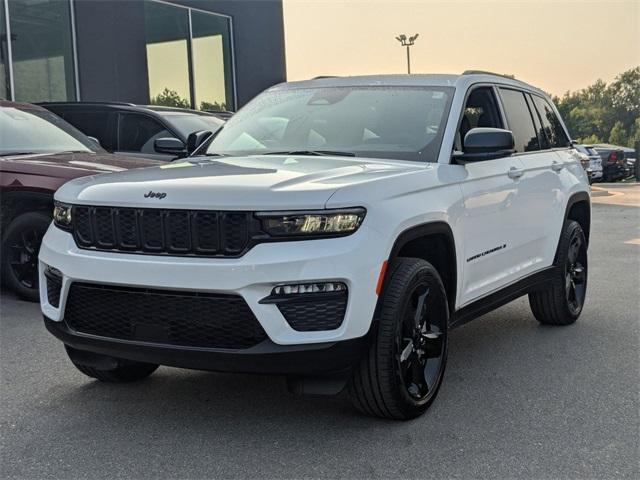 new 2025 Jeep Grand Cherokee car, priced at $42,519