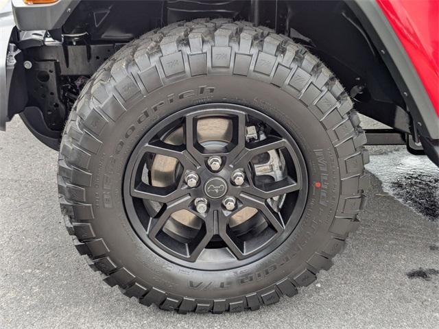 new 2025 Jeep Gladiator car, priced at $48,602