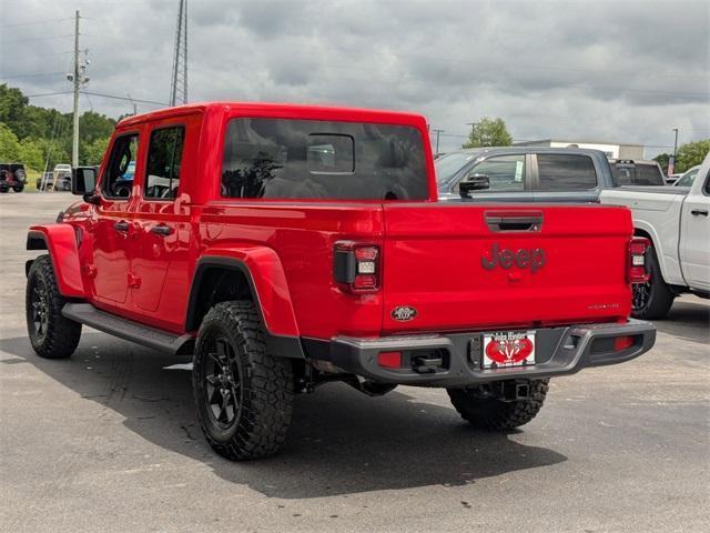 new 2025 Jeep Gladiator car, priced at $48,602