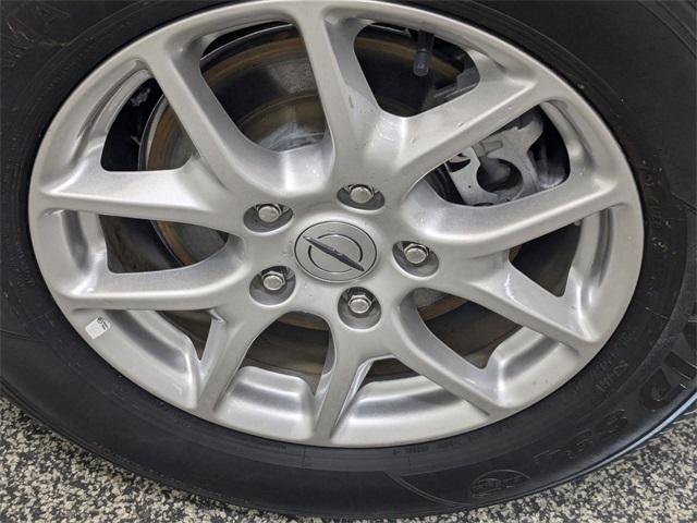 used 2024 Chrysler Pacifica car, priced at $31,349