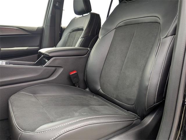 new 2025 Jeep Grand Cherokee L car, priced at $42,080