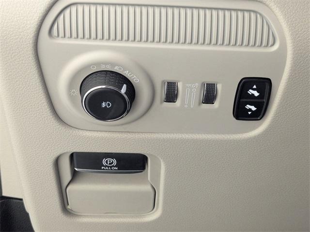 used 2024 Jeep Wagoneer L car, priced at $39,995