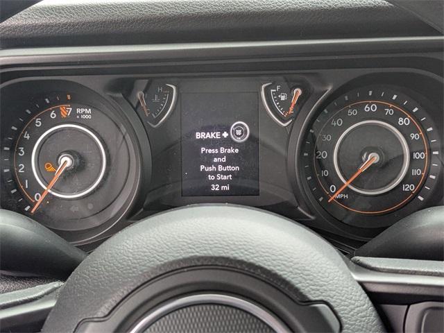 new 2025 Jeep Gladiator car, priced at $42,880