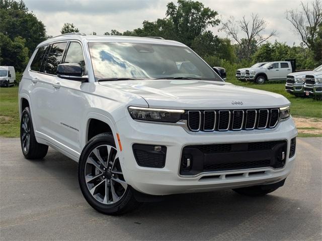 new 2025 Jeep Grand Cherokee L car, priced at $62,775