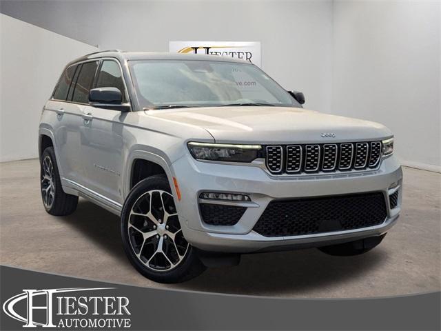 new 2025 Jeep Grand Cherokee car, priced at $65,617