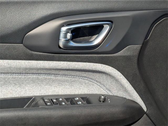 new 2025 Jeep Compass car, priced at $27,851
