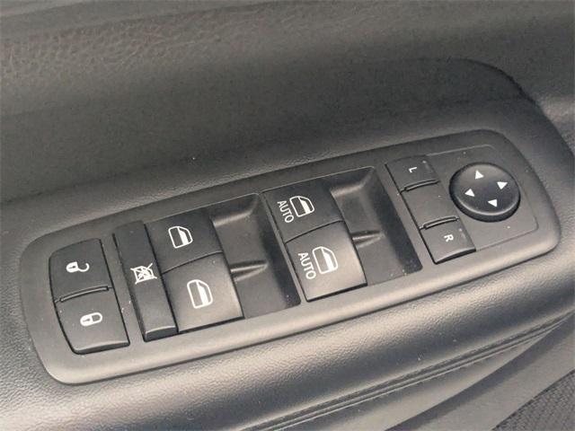 used 2021 Jeep Grand Cherokee car, priced at $21,757