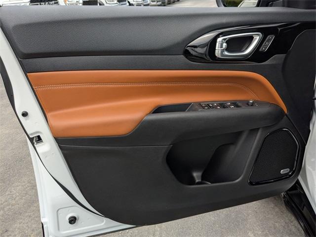 new 2025 Jeep Compass car, priced at $38,363