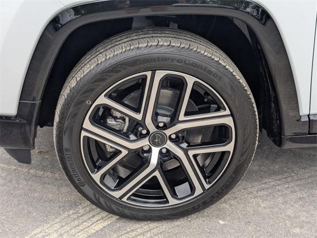 new 2025 Jeep Compass car, priced at $38,363