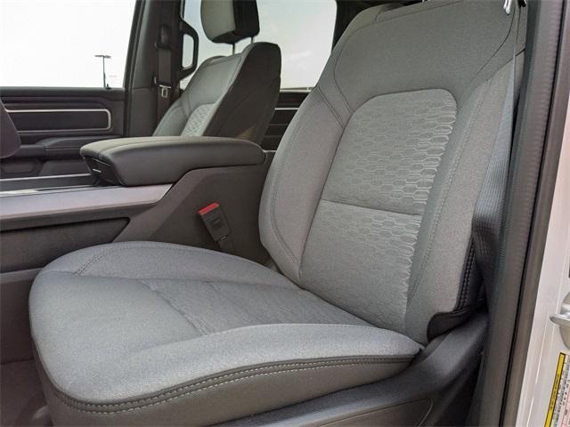 new 2025 Ram 1500 car, priced at $41,674