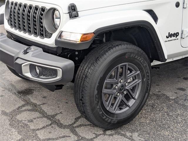 new 2025 Jeep Gladiator car, priced at $46,858