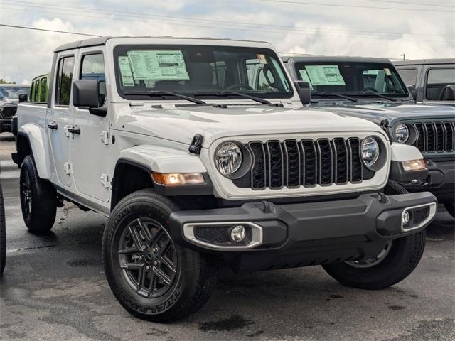 new 2025 Jeep Gladiator car, priced at $46,858