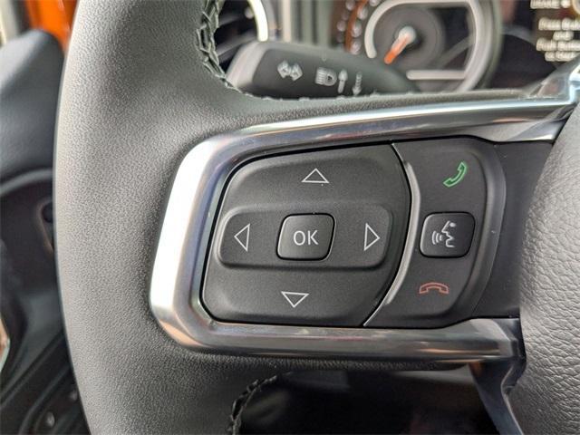 new 2025 Jeep Wrangler car, priced at $55,370