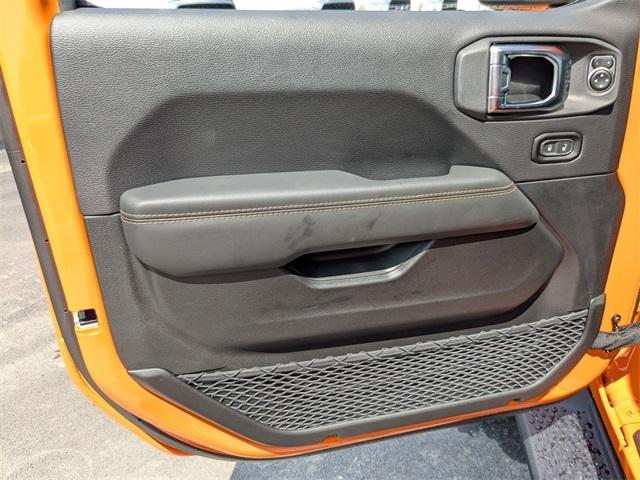 new 2025 Jeep Wrangler car, priced at $55,370