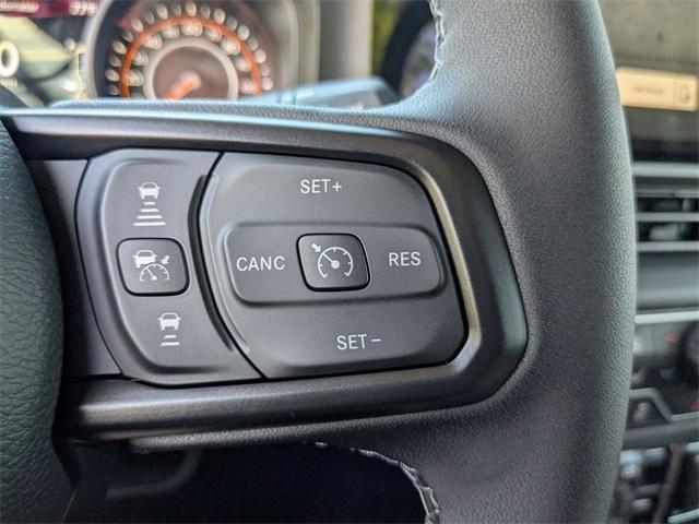 new 2025 Jeep Gladiator car, priced at $48,602